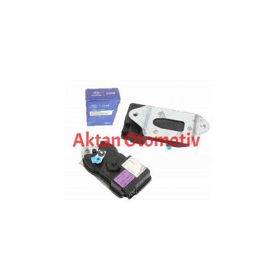 MERKEZİ KİLİT MOTORU STAREX 02-08 ORTA KAPI