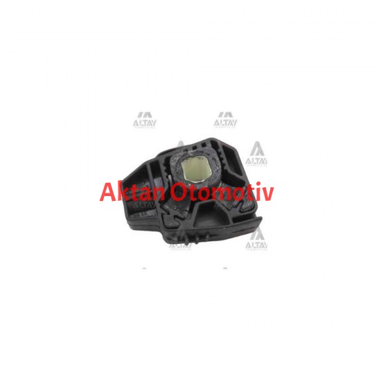 RADYATOR BAGLANTI TAKOZU UST A3 1,6