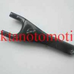 DEBRİYAJ ÇATALI HILUX 89-05 / HIACE DEBRİYAJ ÇATALI HILUX 89-05 / HIACE