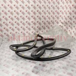 KAPI ÇEVRE FİTİLİ ACCENT ARKA 95-00 SAĞ KAPI ÇEVRE FİTİLİ ACCENT ARKA 95-00 SAĞ