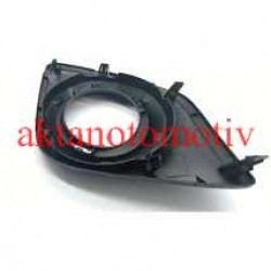 SİS LAMBA KAPAĞI HILUX 15-19 REVO SAĞ SİSLİ SİS LAMBA KAPAĞI HILUX 15-19 REVO SAĞ SİSLİ