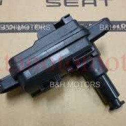 MOTOR DEPO KAPAK AÇMA A3 / A4 / A6 / Q2 / Q3 / İBİZA / KAROQ / KODİAQ / OCTAVİA 16= MOTOR DEPO KAPAK AÇMA A3 / A4 / A6 / Q2 / Q3 / İBİZA / KAROQ / KODİAQ / OCTAVİA 16=