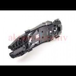 KAPI KOLU BRAKETİ AMAROK / CADDY / GOLF / JETTA / PASSAT / POLO / TİGUAN / İBİZA / LEON / TOLEDO / SUPERB 10= ÖN SOL